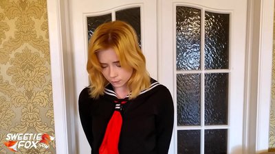 üvey baba kötü okul için sert bir şekilde cezalandırılan kız öğrenci - şaplak ve mouthfucked