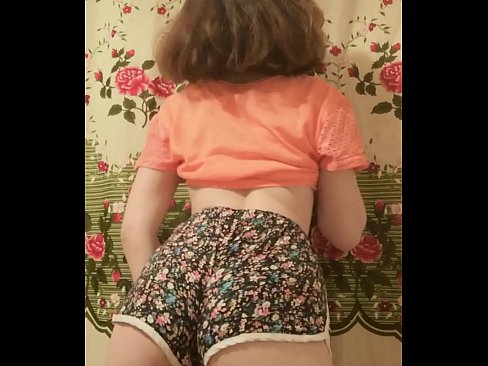 ❤️ seksi genç bebeğim soyunma kapalı onu şort üzerinde kamera ️❌ Güzel porno tr.com-porn-mz.ru ❌️